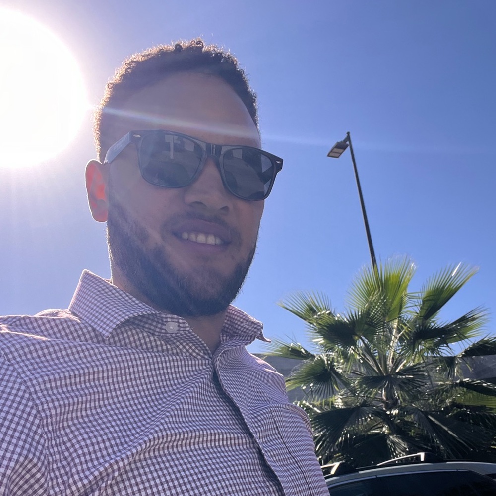 Meet your Posher, Daniel
